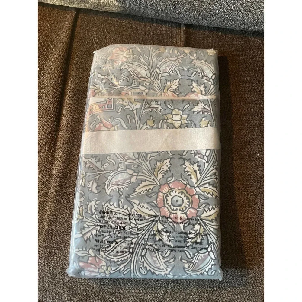 NWT Pottery Barn Organic Cotton pillow sham 26” x 20”